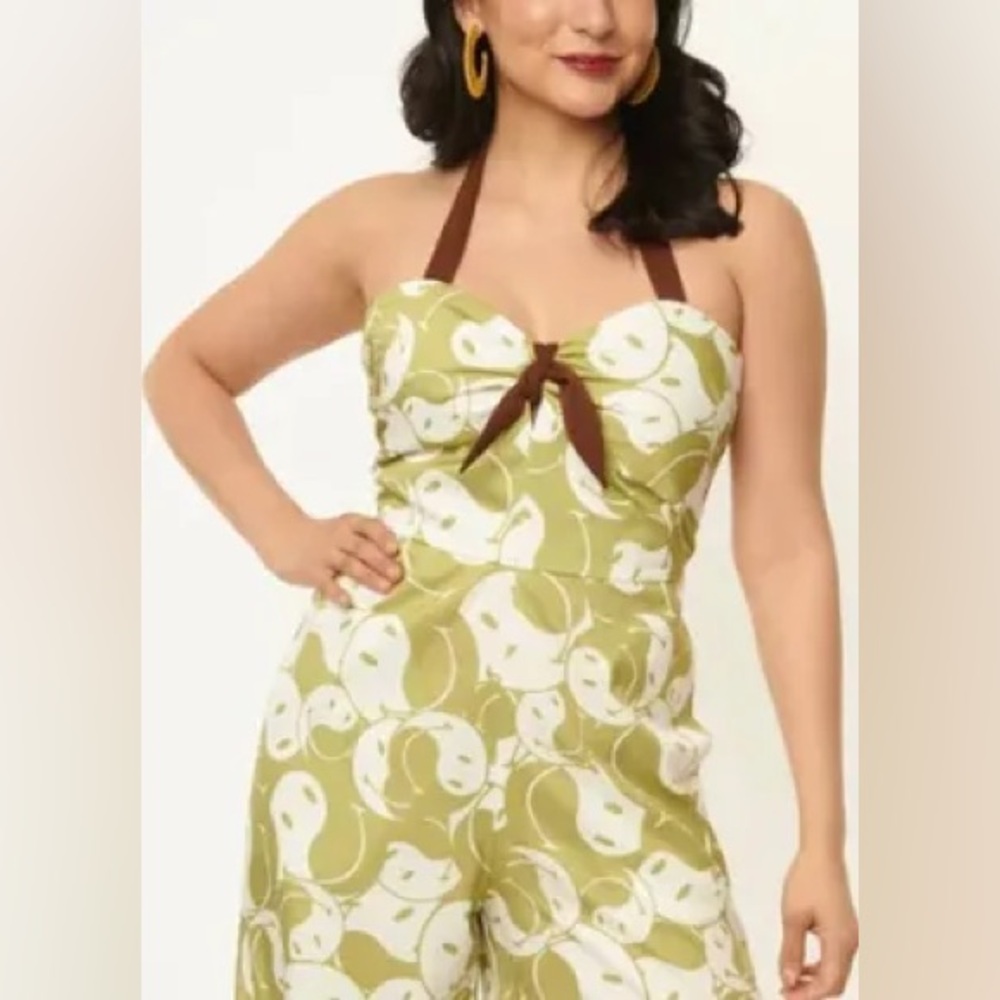 Unique Vintage Smily Face Design Jumpsuit - Picture 2 of 10